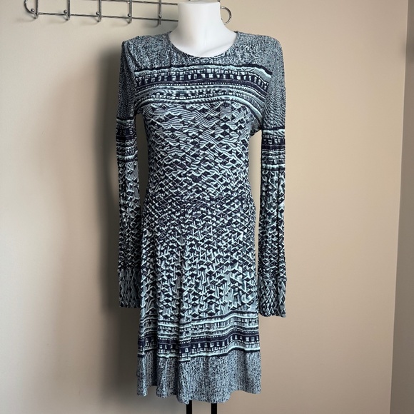 BCBGMaxazria Long Sleeve Aztec Fit & Flare‎ Knit Dress Multicolor Small Midi - Picture 1 of 16
